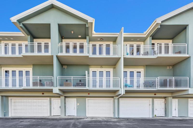 415 Fort Pickens Rd - image 20