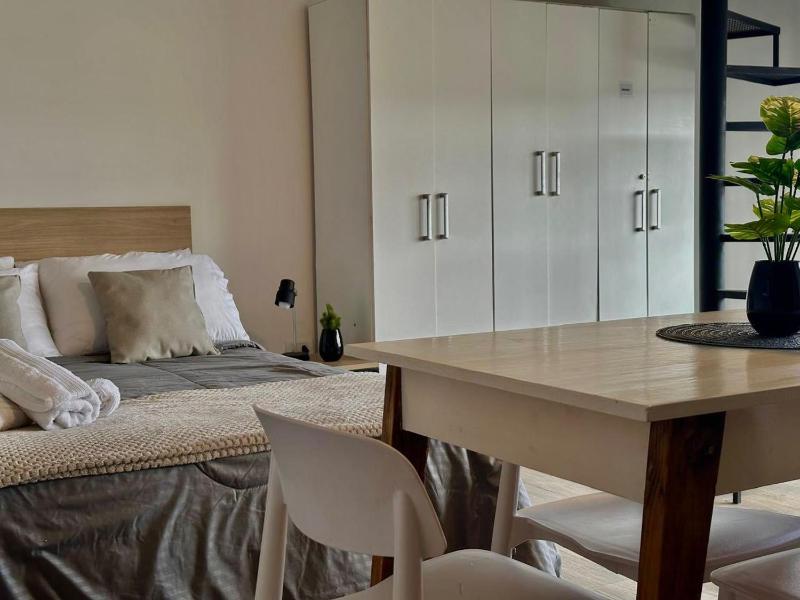 Monoambiente con terraza privada y cochera en Pinamar - image 22