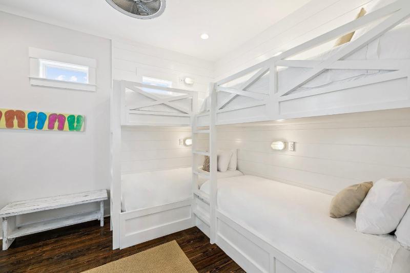 Ocean Ayer Main House by 30A Estates - image 30