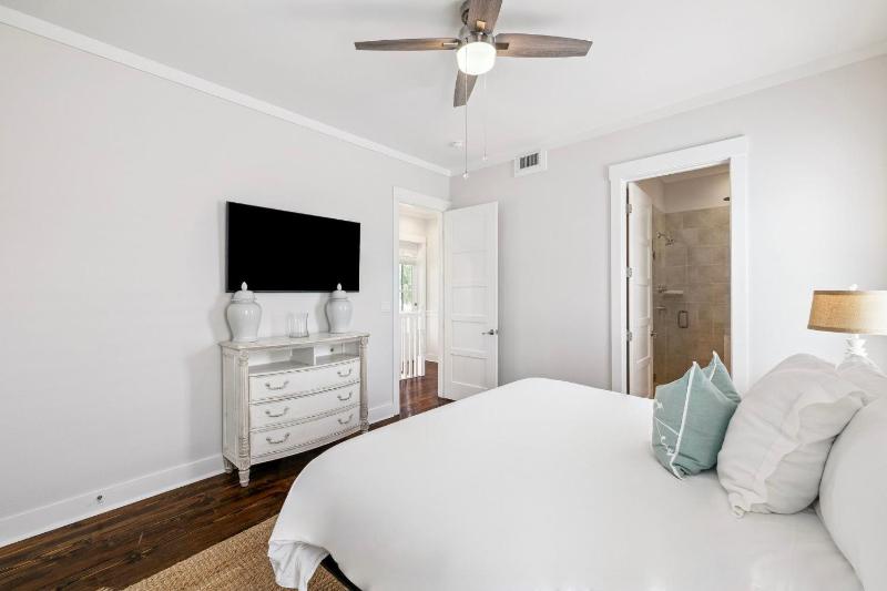 Ocean Ayer Main House by 30A Estates - image 33