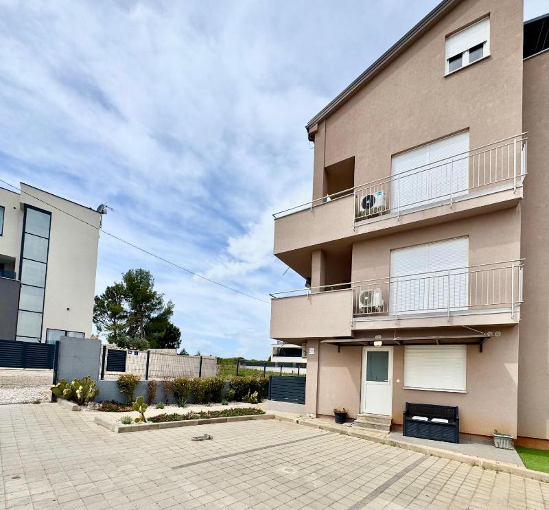 Apartment Neka - image 7