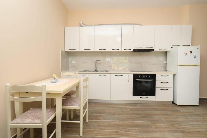 Bea apartment - image 10