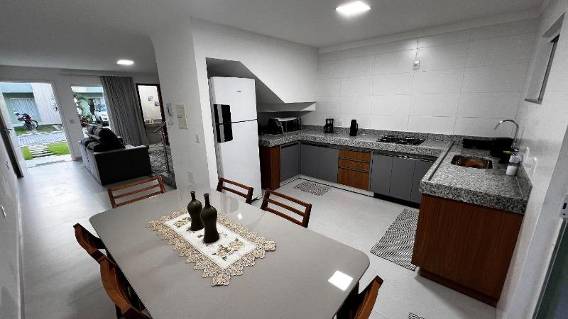 Conforto e Paz: Duplex 2 Suítes - Cond. Bromélias - image 19