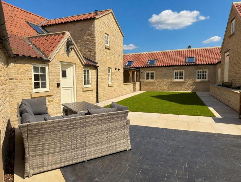 Bridge House Modern Comfort in Historic Stone - image 28