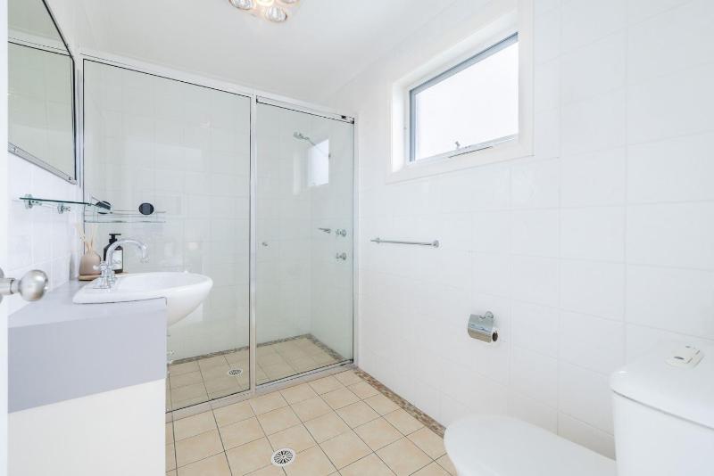 Sandcastles 1 8 Ala Moana Way - air conditioned townhouse with Wi-Fi and Complex Pool - image 26