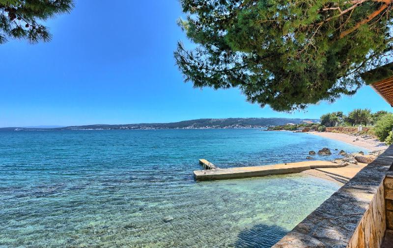 Apartments by the sea Kastel Stafilic Kastela - 27151 - image 4