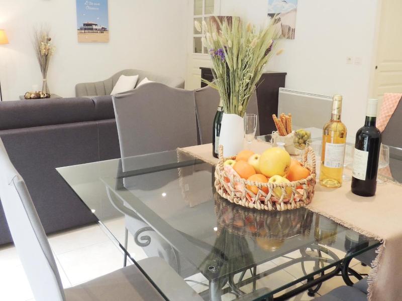Central Arcachon Apartment Stay - image 13