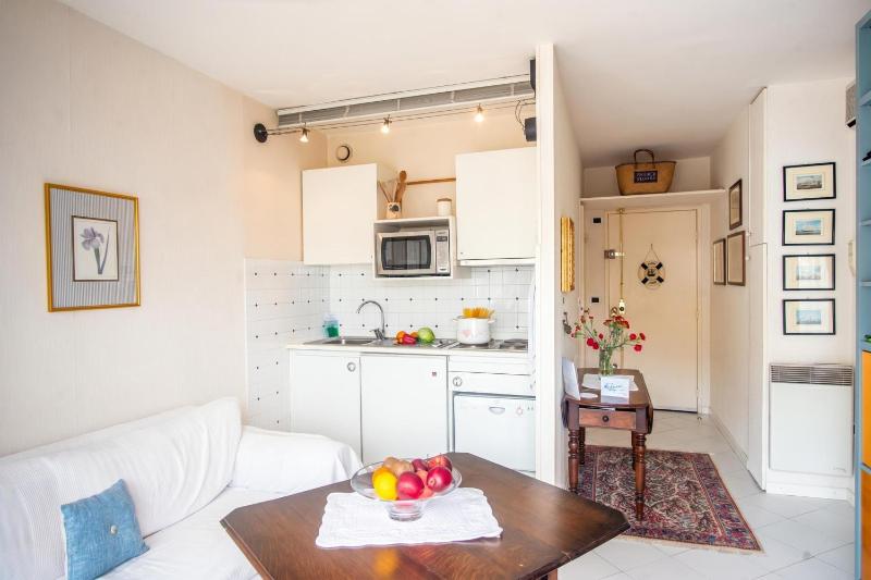 Roca Mare 6 - Happy Rentals - image 7