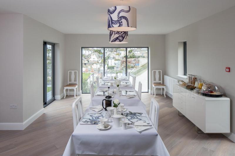Deluxe Double Room with Balcony and Sea View image 1