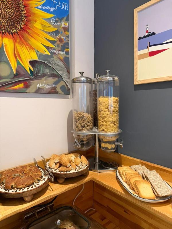 Lighthouse Hotel - image 30