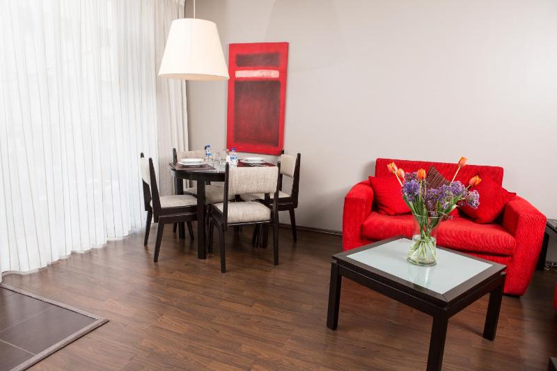 Suites Ganges - image 29