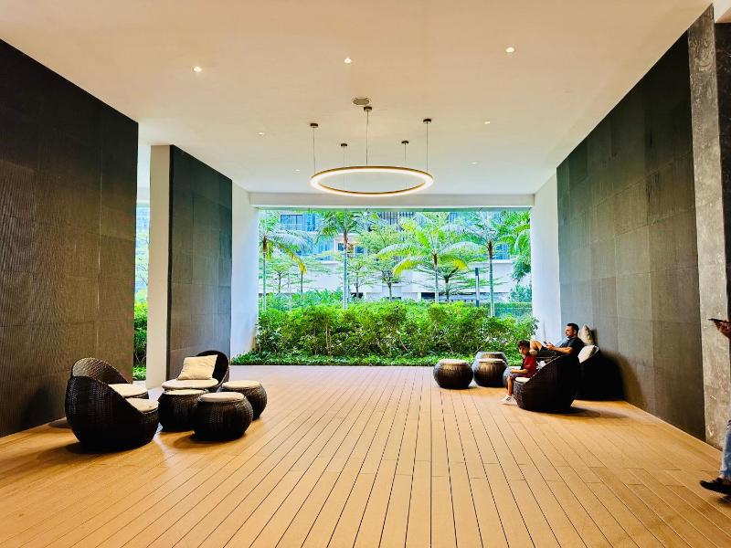 Luxury suite by eaton - image 3
