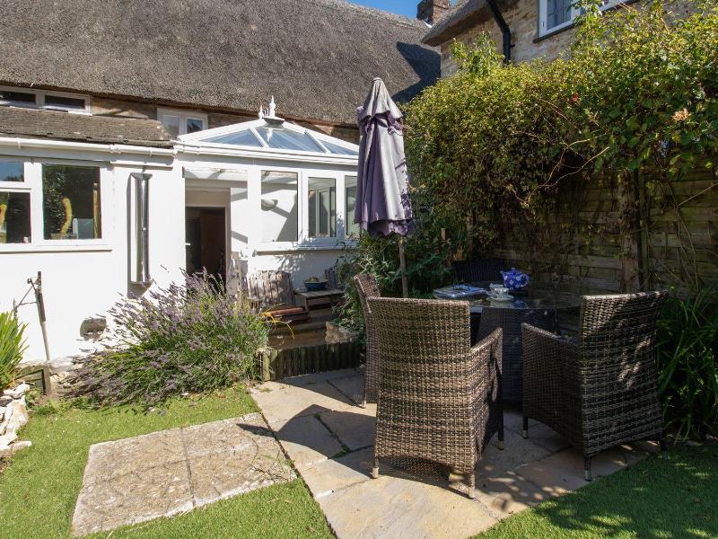 Honeypot Cottage - image 24