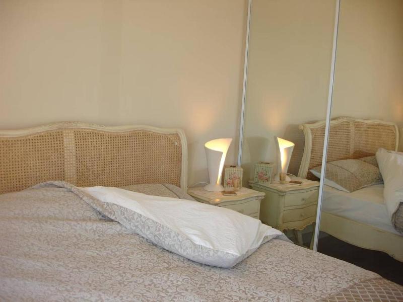Apartment - Sleeps 4 - Parking - Pool - Sea Views - image 2