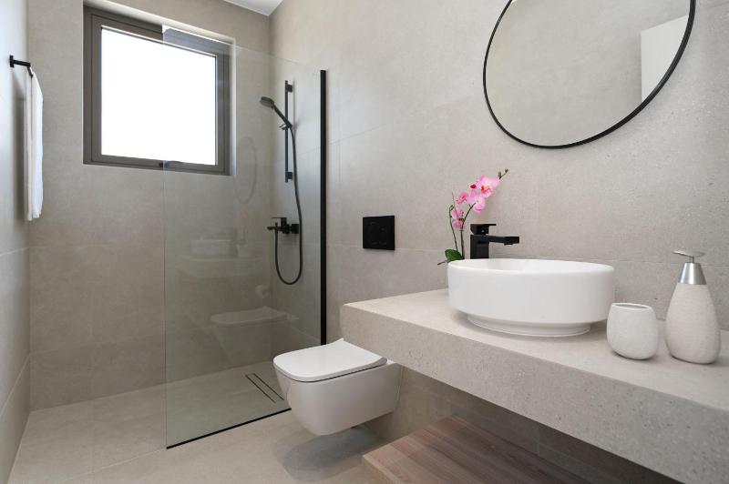 Princess Ariel Luxury Villa - Large Pool - image 12