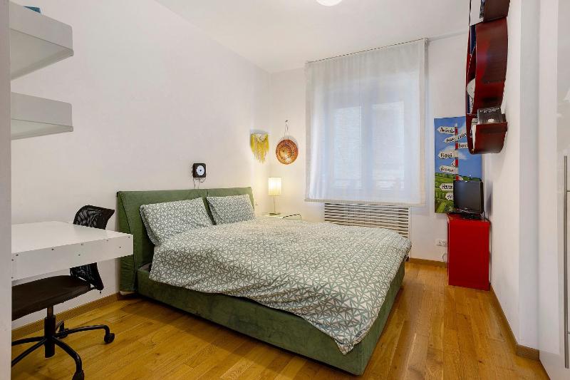 Apartment In Milan Close To Mm2 - image 16