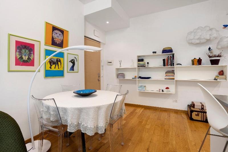 Apartment In Milan Close To Mm2 - image 10