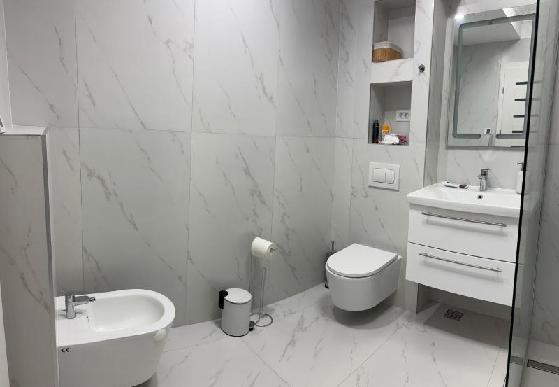 Luxury 2 rooms apt in Tomis Plus - Constanta - image 4