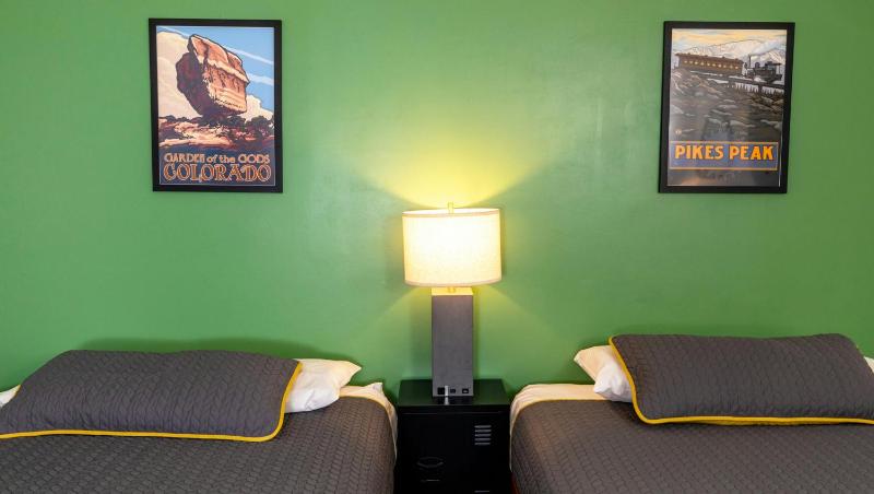 Modern Motel - image 31