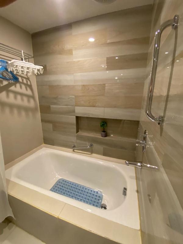 R2 condotel tower - image 14