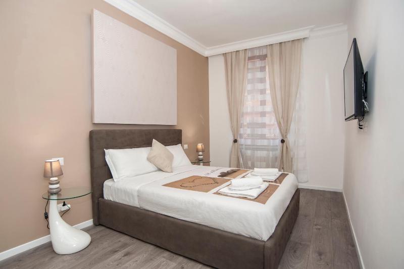 Apartment image 3