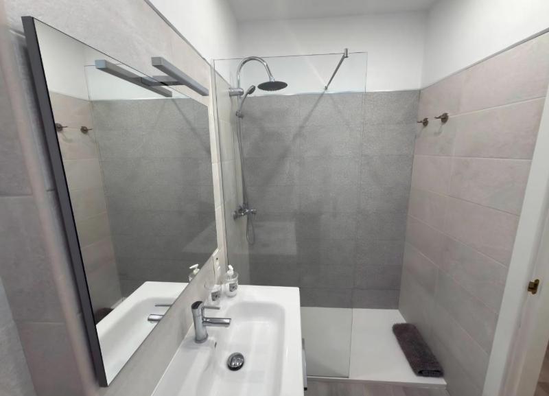 Apartaments Honey Holiday - image 2