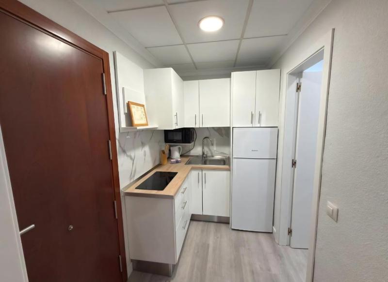 Apartaments Honey Holiday - image 10