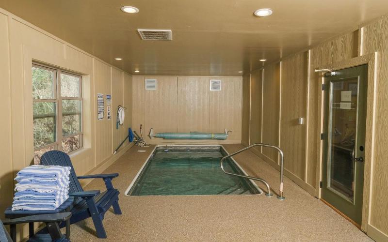 Splash N More・Private Indoor Pool・Game Room・Hot Tub・Pet Friendly - image 7