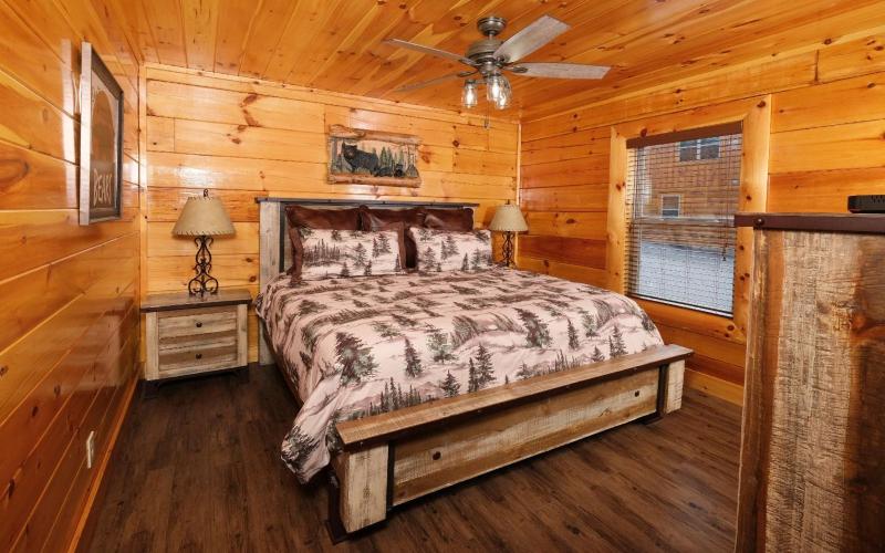 Splash N More・Private Indoor Pool・Game Room・Hot Tub・Pet Friendly - image 2