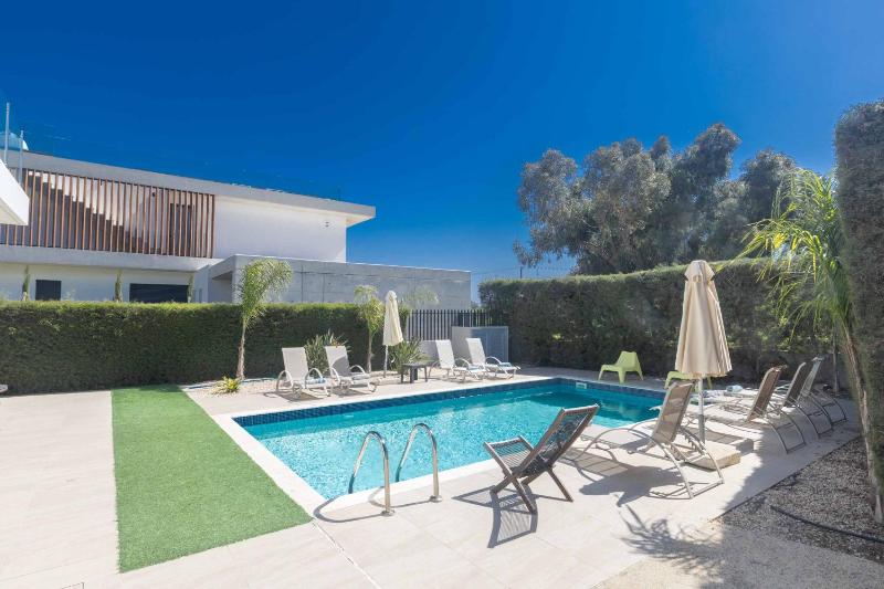Villa Gelos - image 3