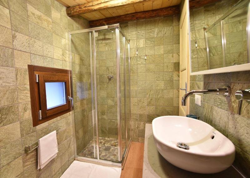 Double Room with Garden View image 2
