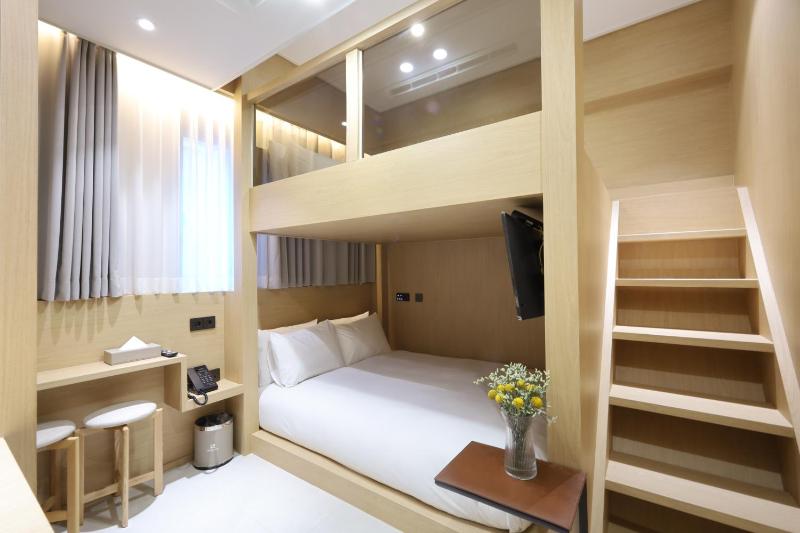 Busan Seomyeon Nestly Hotel - image 14