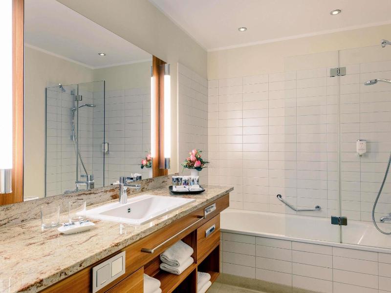 Mercure Hotel Duesseldorf City Center - image 43