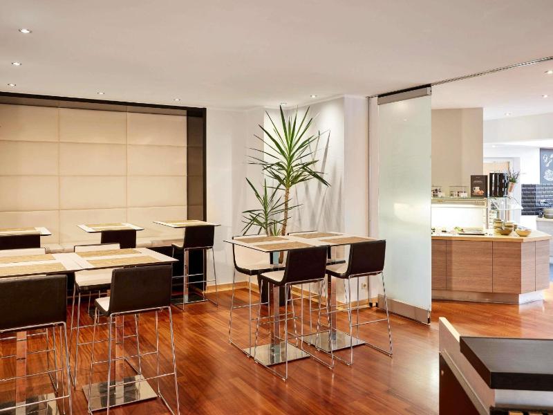 Mercure Hotel Duesseldorf City Center - image 42
