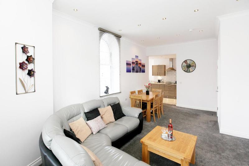 Austens Apartments - image 16
