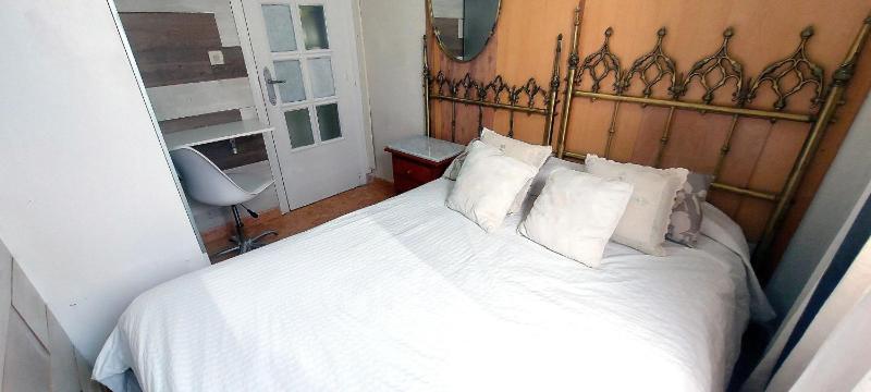 Comfortable Apartment in Alicante 78 m² with City View - image 8