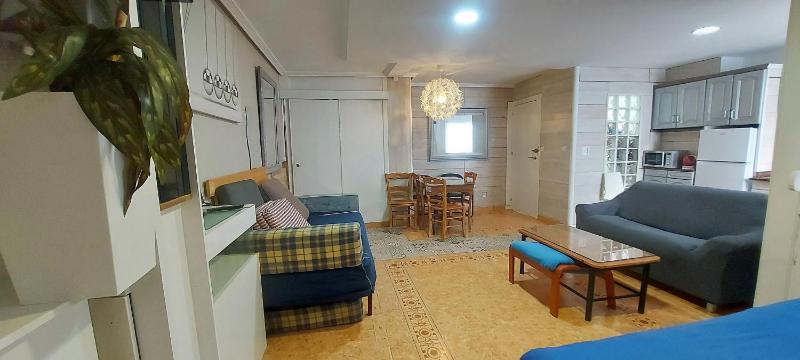 Comfortable Apartment in Alicante 78 m² with City View - image 13
