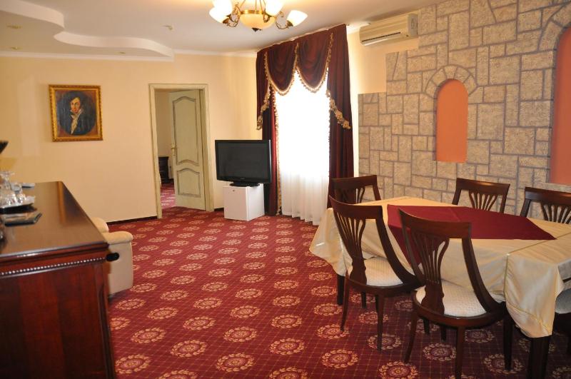 Royal Suite image 4