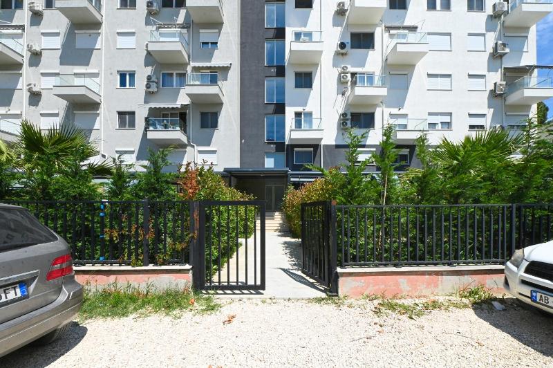 Amra Delux Apartments Durres - image 14
