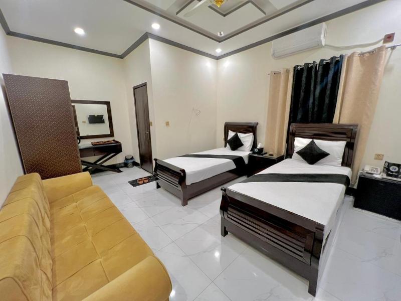 Step Inn Family Hotel Lahore - image 15