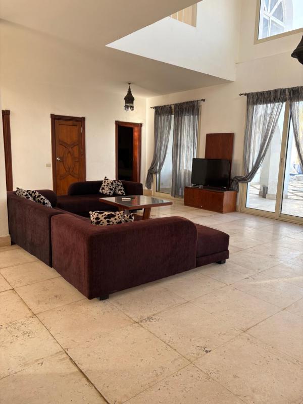 Carlton Luxury Villa - image 39