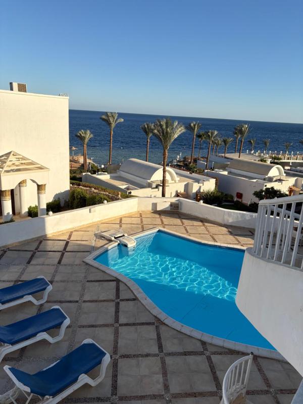 Carlton Luxury Villa - image 6