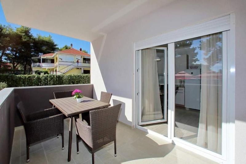 Apartments Petras - image 1
