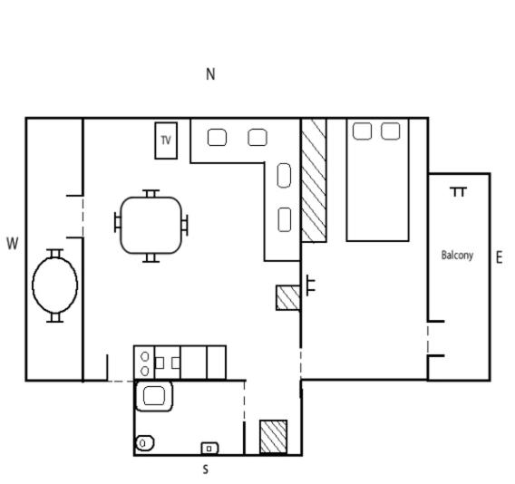 One-Bedroom Apartment image 4