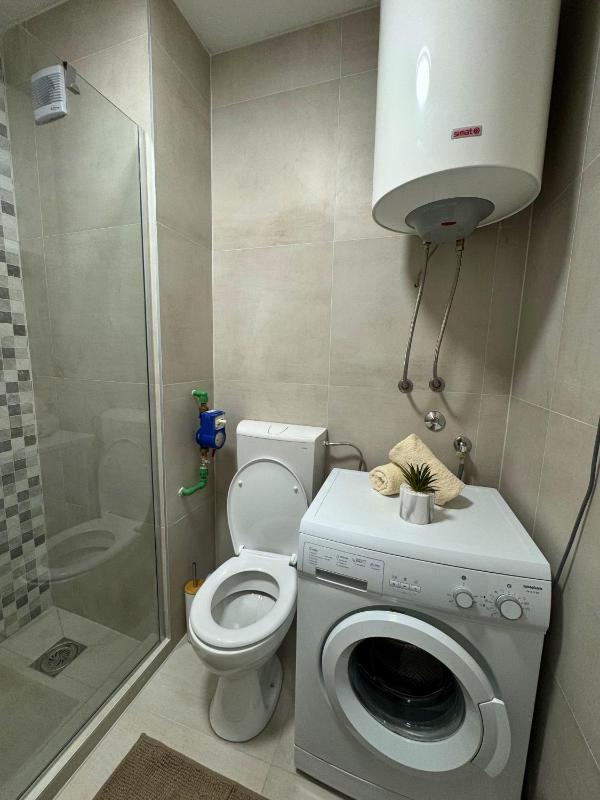 Lunamor Apartment - image 16