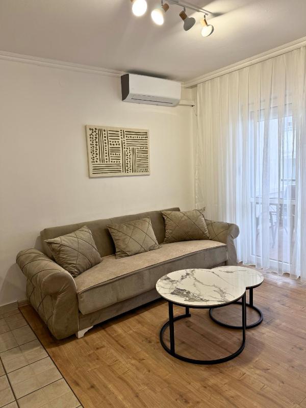 Lunamor Apartment - image 11