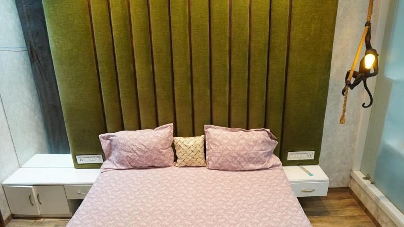 luxury and comfortable stayin the heart of city - image 16
