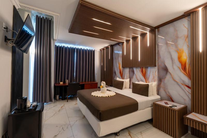 New Elegance hotel - image 8