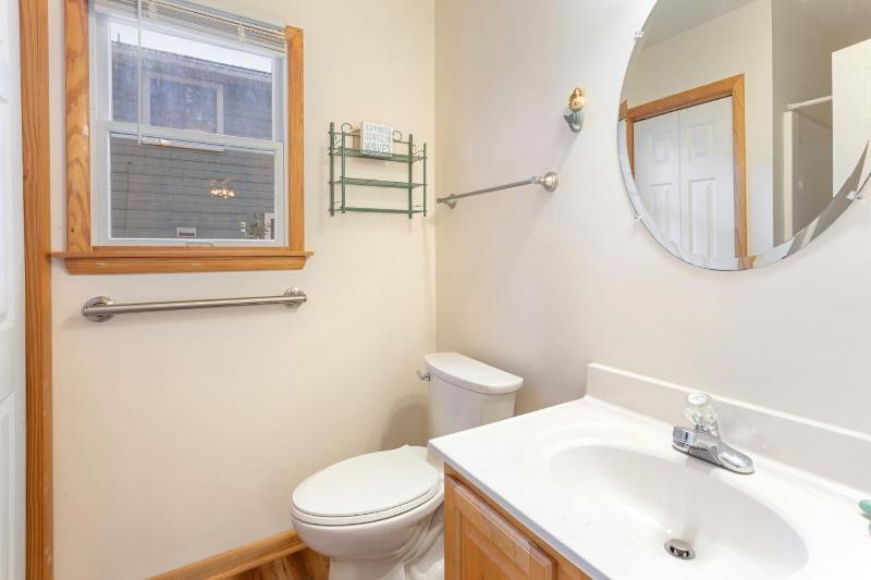 5049 - Carolyn's Getaway - image 27