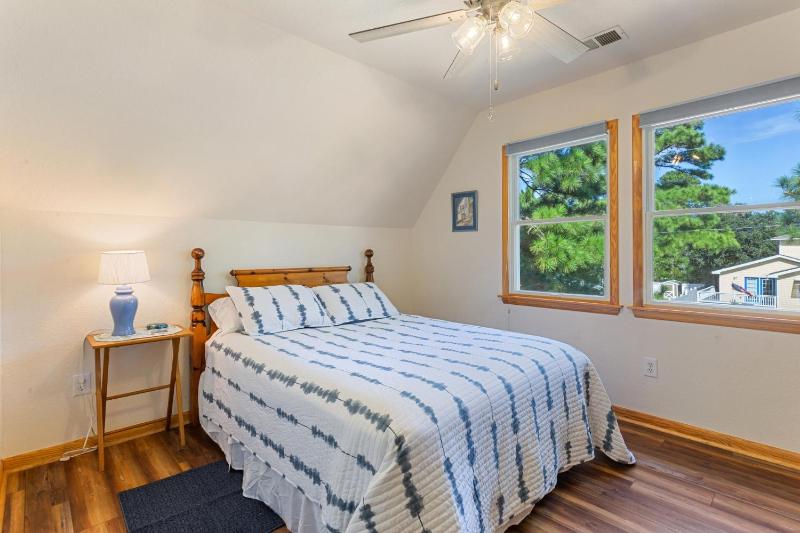 5049 - Carolyn's Getaway - image 18